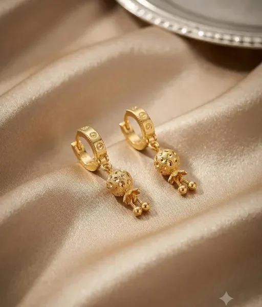 Butiful golden earrings tops